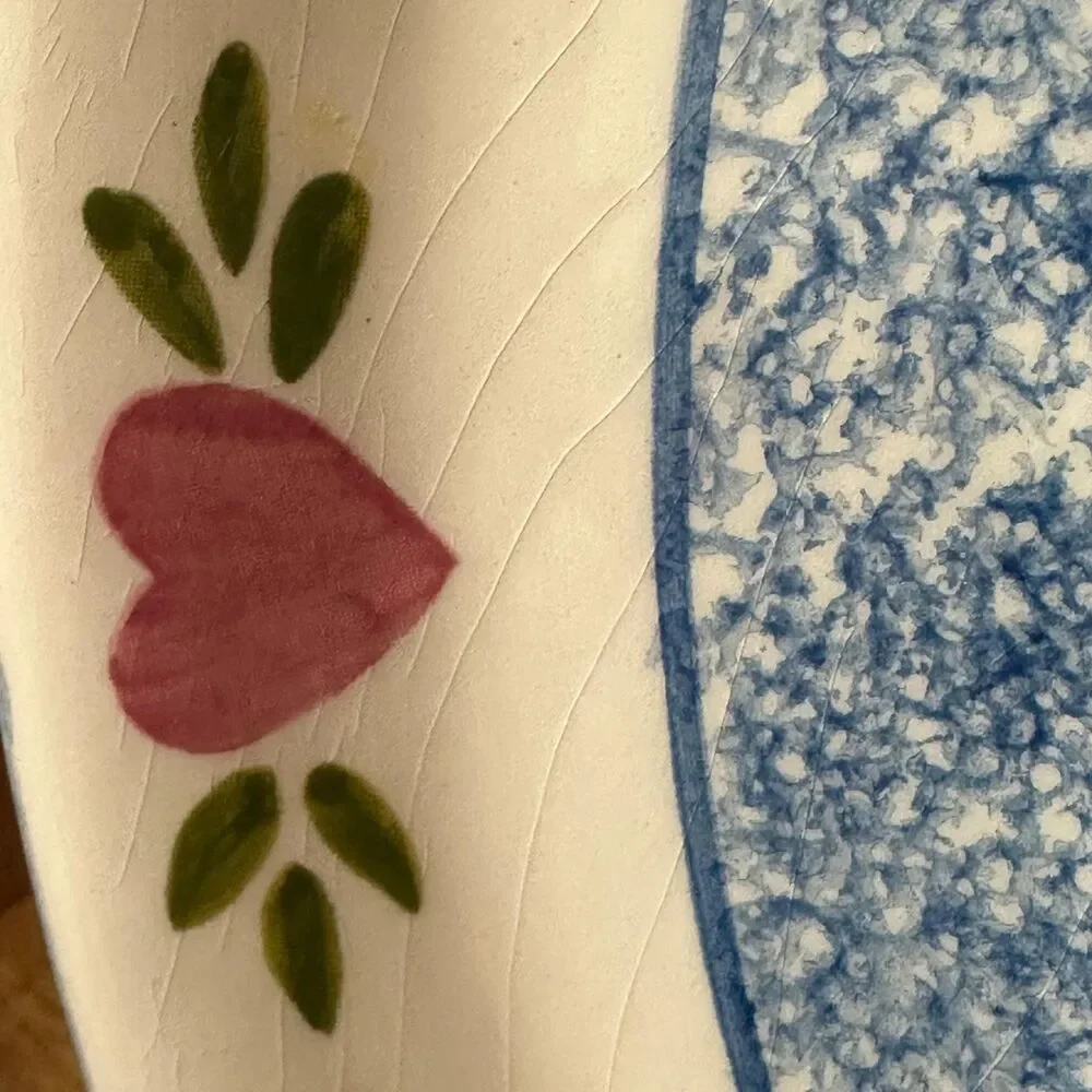 R B Bernarda Vtg Platter Round Heart Flower Trim Blue Sponged Center Portugal